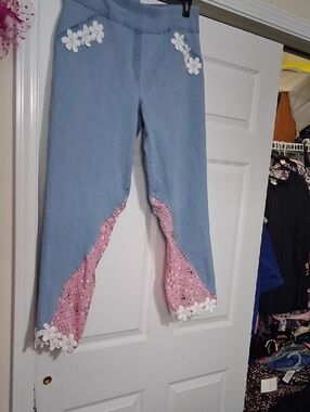 Alfred Dunner Light Blue Denim-Style Embellished Jeans Sz 14 $29